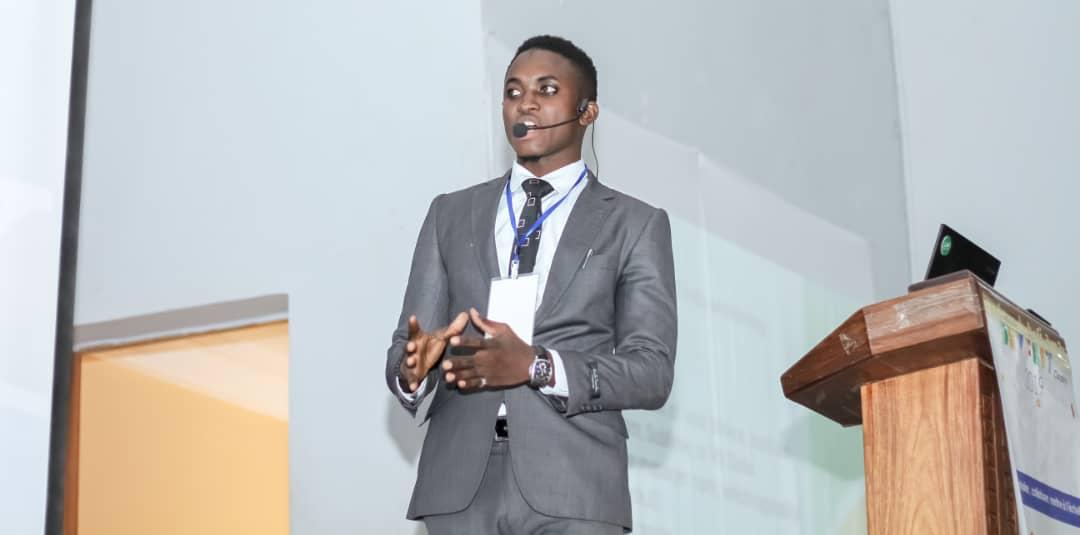 Ousmanlkallay's tweet photo. Instead of trying to be the BEST IN WORLD,
Try to be the BEST FOR THE WORLD.
#DevFest
#DevFestConakry2019
#GDGRatoma
#WTMRatoma
#GoogleDevelopers
#WomenTechmakers
#Andela
#Jetbrains
#Button https://t.co/NcZrV5TOMX https://t.co/04mzUAdXiQ