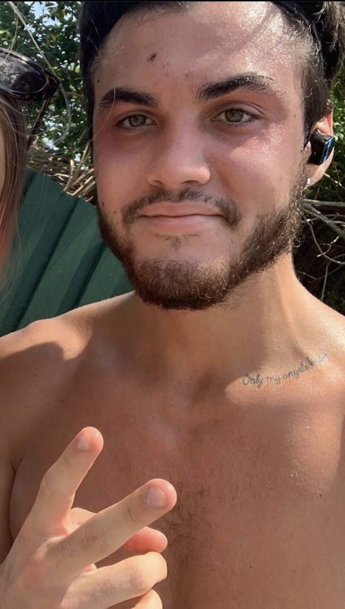 softforgrayson's tweet image. uwu