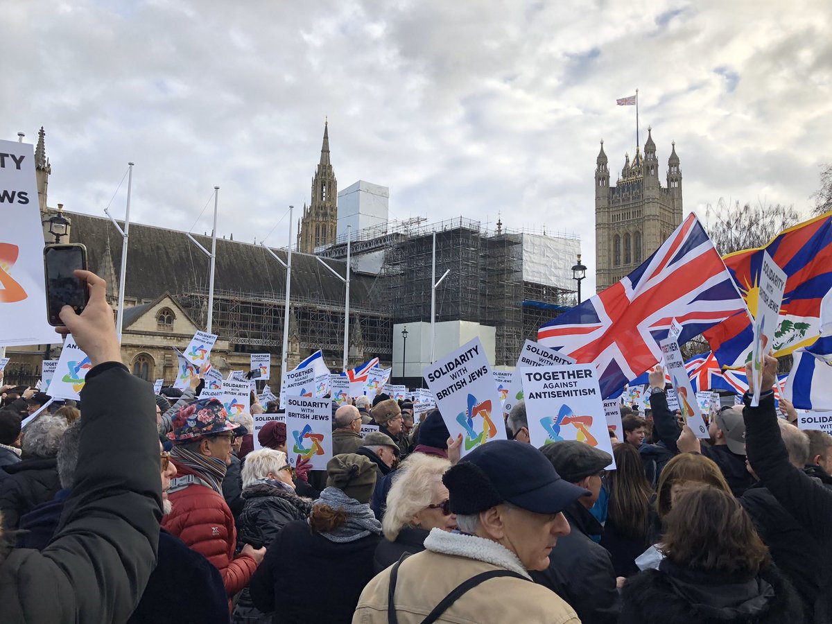 Encouraging to see there are still plenty of people in this country willing to stand up to hate and discrimination. Evil will never prevail. 

#TogetherAgainstAntisemitism