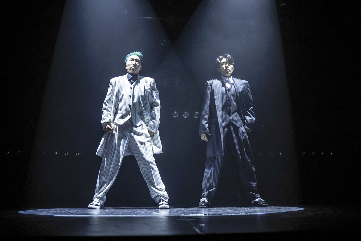 dancer_true90's tweet photo. 쌍둥이 쇼케이스 

#zootsuit #popping #dance https://t.co/tmtj0Qw1mU