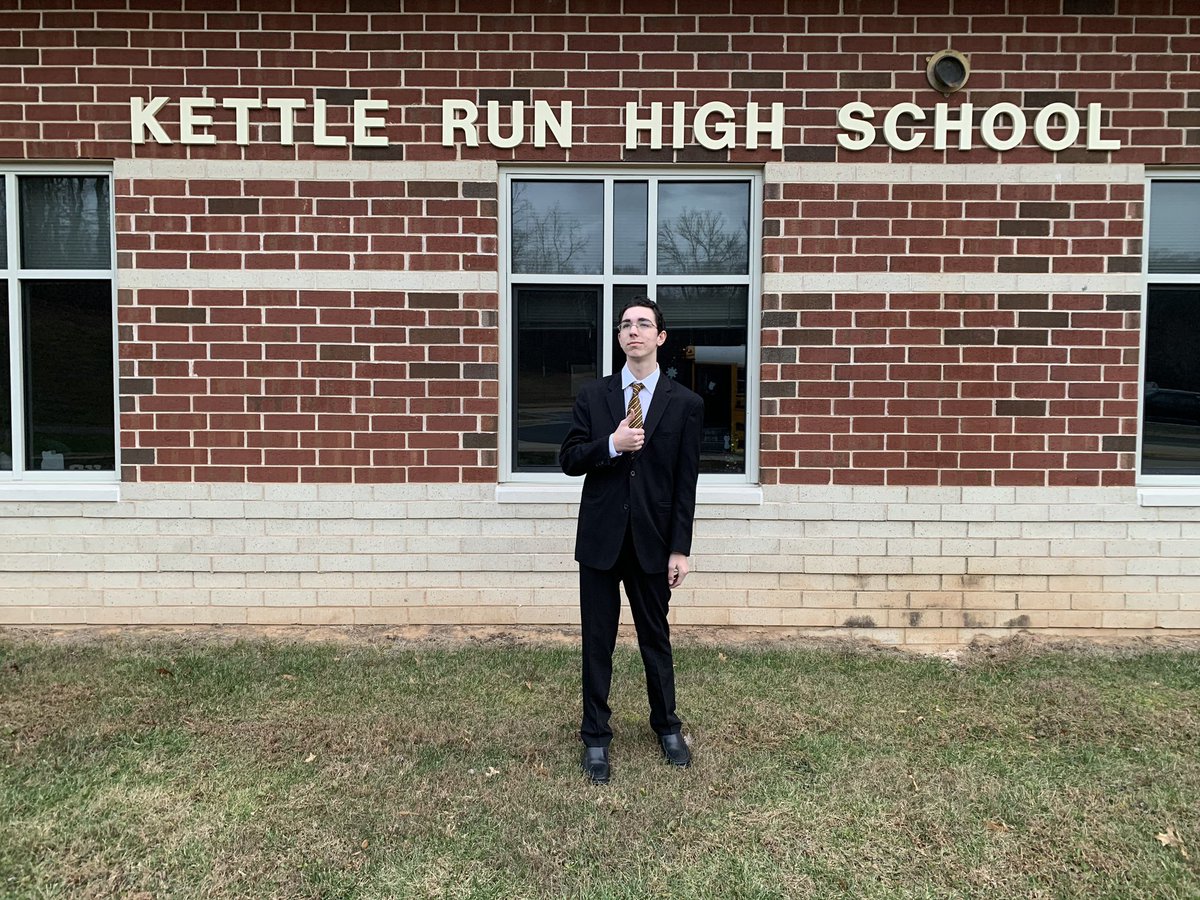 KettleRunMUN's tweet photo. Meet @KettleRunMUN Head Delegate Hazen Griffin as Marie-Josée Kravis In the @LVMH Board of Directors Committee @EdisonModelUN #TAEMUNVII debating Subsidiary Strategies, Marketing/Brand Building, and Creative Direction #MUNisLife #KettleMUNFUN @FCPS1News @KettleRunNews https://t.co/H3z4QedClE