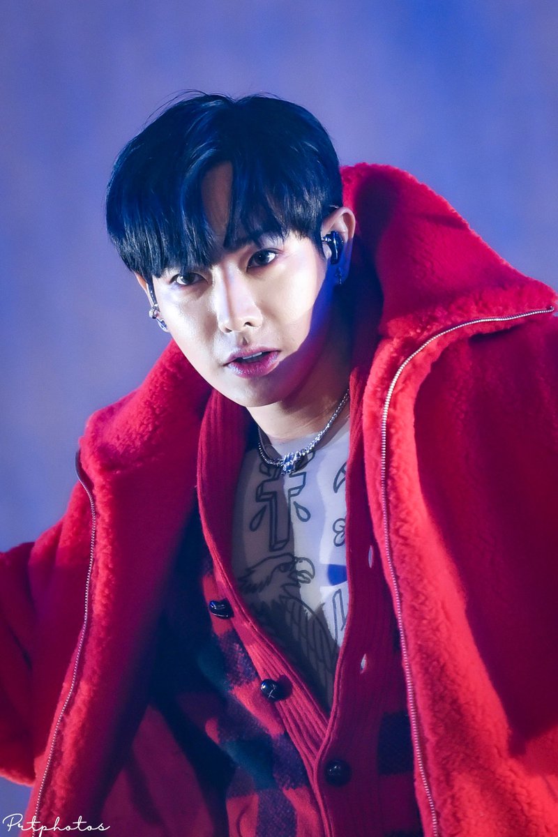 reminder7o2's tweet photo. ฟังเพลงกันเถอะ >w< 

กดฟังและแชร์รัวๆ 🌙🚘
https://t.co/7RX4dOfOZv

#เป๊กผลิตโชค #peckpalitchoke #LonelyNight
Cr.prtphotos https://t.co/DwJ2HNkiBG