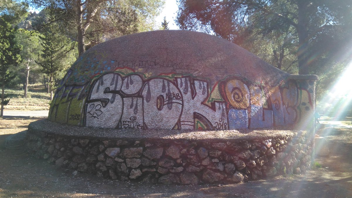Huermur On Twitter Asi Esta Lo Que Parece Ser Un Singular Pozo De Nieve Junto A La Subida De La Cresta Del Gallo Murcia Dentro Del Parque Reg De El Valle Y