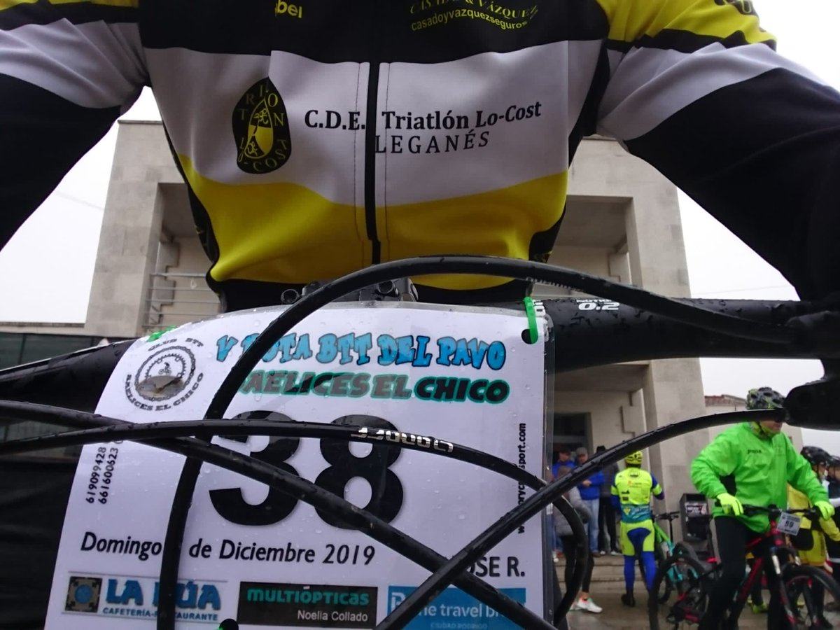 trilocost's tweet photo. Nuestro #triloco salmantino no para, grandisimo puesto en la carrera del pavo de Saelices, enhorabuena compañero, vas a estar como un avión este año. @AytoLeganes @SaloonBarElPaso #fuerzatriloca https://t.co/qwCJLyuUnT