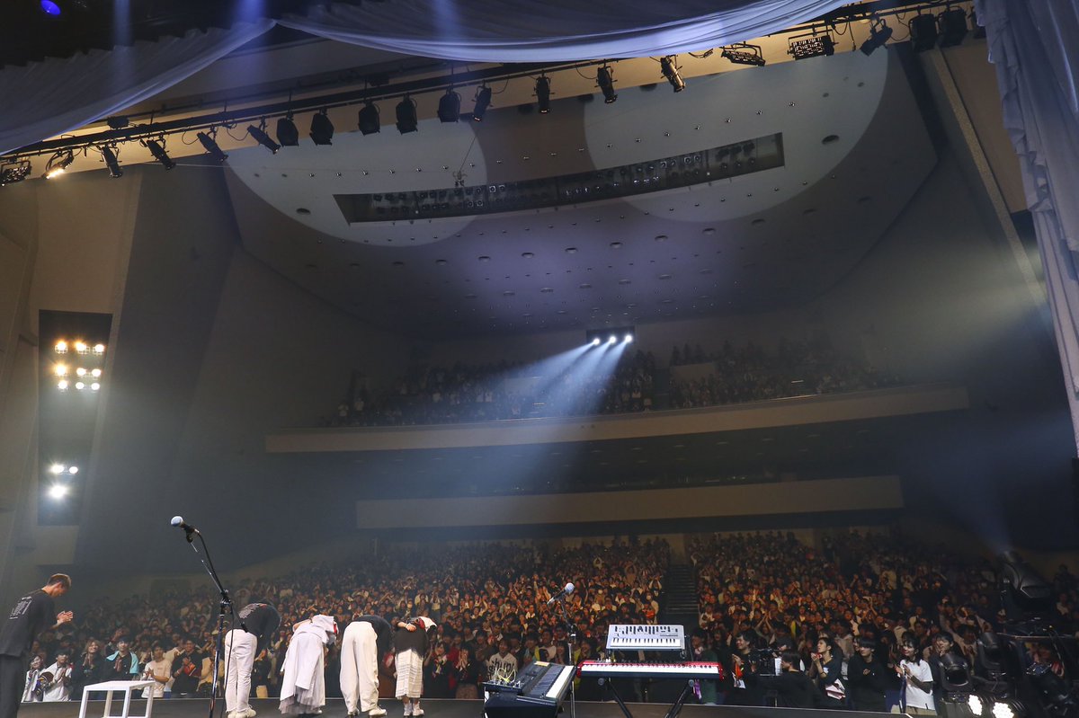 ryokushaka's tweet photo. ｢#リョクシャ化計画2019」ツアーファイナル

12/8(日) 昭和女子大学 人見記念講堂

ツアーファイナルに相応しい熱量と声援。走りきりました。
ありがとうございました❗️

これにてツアー終了❗️
今回は９都市をリョクシャ化🎨
出会ってくれた全ての方に感謝です。

photo by 安藤みゆ(@ad_miyu) https://t.co/ZXOZ17n9PE