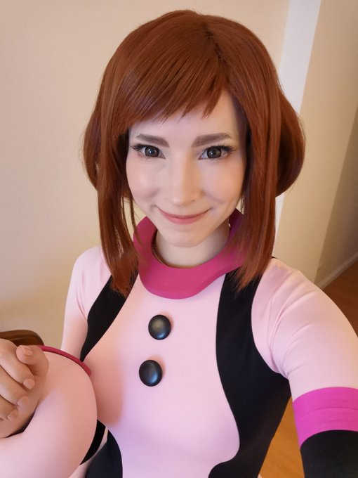 I share some selfies with you today again. I noticed that I was mainly uploading normal photoshoot pictures