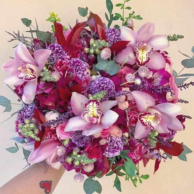 mylogobrand's tweet photo. A little touch of love! 💖 By @nataliasilvestrebuques! 🌷  #flowers_super_pics #splendid_nature #vision_natura #nature #loves_garden #nature_brilliance #funda_flowers #flor #natura_friends #cat_flors #my_daily_flower #world_bestflower #paixoesporflores #if_and_flowers #naturez… https://t.co/AnusFl1GNG