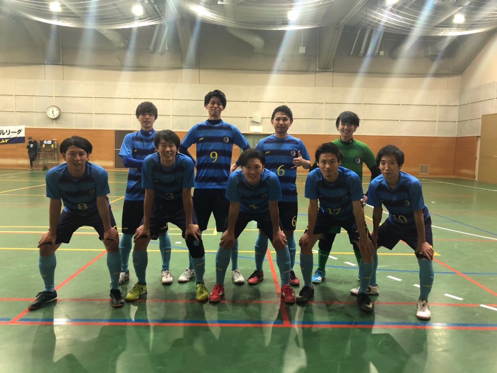 ALMA_fut's tweet photo. 【試合結果】
Super Sports XEBIO大阪府フットサルリーグ2部B

第8節

vsチェリブロ 2-2△

リーグ中断期間も明け迎えた8節、なかなかメンバーが揃わない中今季加入の選手たちが頑張ってくれました！次節こそは勝ちを！！

#大阪府フットサルリーグ2部
#選手募集
#MOSHTOKYO
#スポーツパークまつばら https://t.co/b5S6vbNOLV