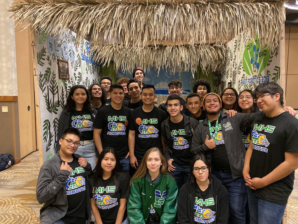 LRamirez_MHS's tweet image. Day 3 of the UIL State Robotics Championship wrapped up. We’re so happy to have made it this far. We always learn so much from other teams at this level of competition and continue to improve every year #TeamSISD #Thanks2BESTRobotics