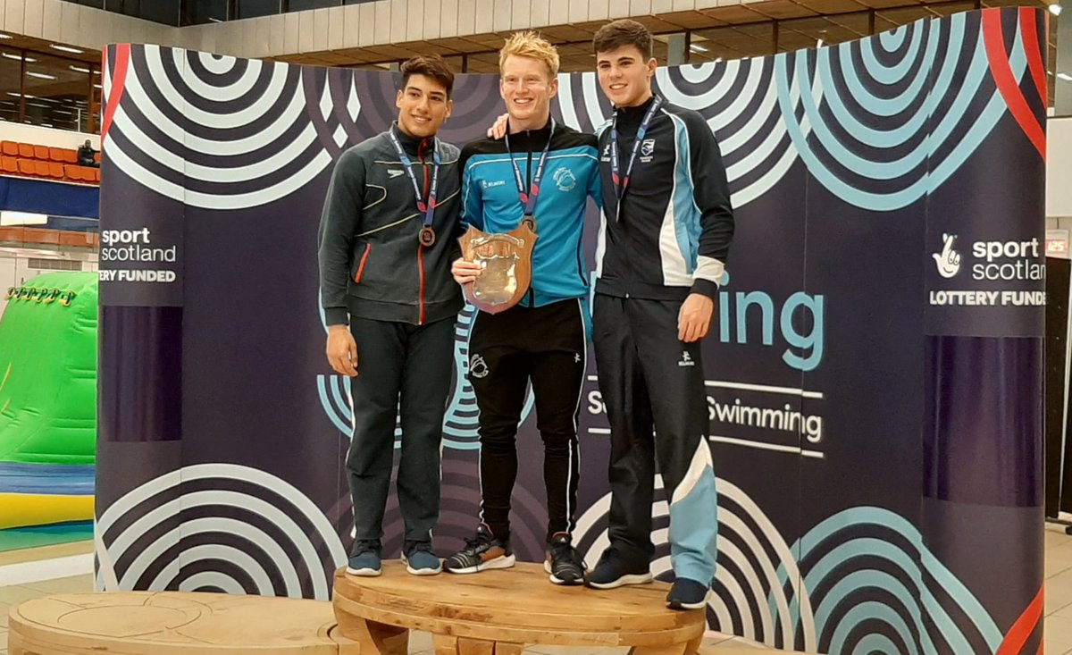 FELICIDADES ADRIÁN ABADÍA @RFEN_directo @ClubSaltos
<a href="/FxEB_/">FxEB</a> 
BRONCE 🥉 1m. con 341.40 puntos en el Scotish Open #diving que se celebra en Edimburgo.

GRANDE <a href="/AAbadiaPodium/">Adrían Abadía García</a>
 
<a href="/cgonyalons/">Carles Gonyalons</a> <a href="/munoz_toni/">Toni Muñoz</a> @turismeiesports <a href="/margaportells/">margaportells</a> <a href="/IMEPalma/">IME Palma</a> <a href="/SerraAndreu/">Andreu Serra</a> @rafanavarroRA <a href="/F_Armengol/">Francina Armengol</a>