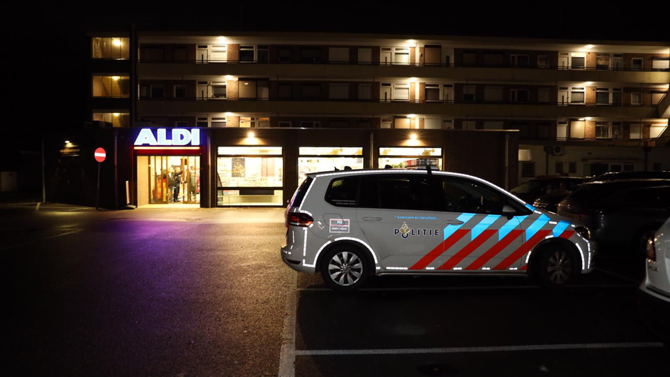 Gewapende overval op supermarkt in Geleen..