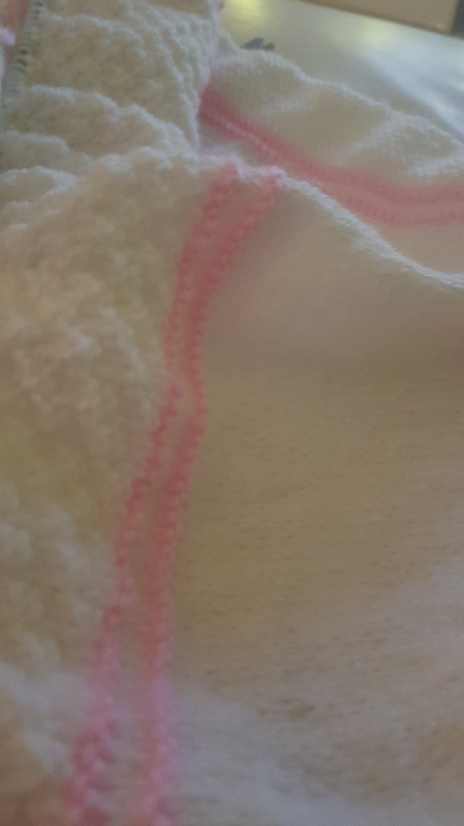 KnitsCc tweet picture