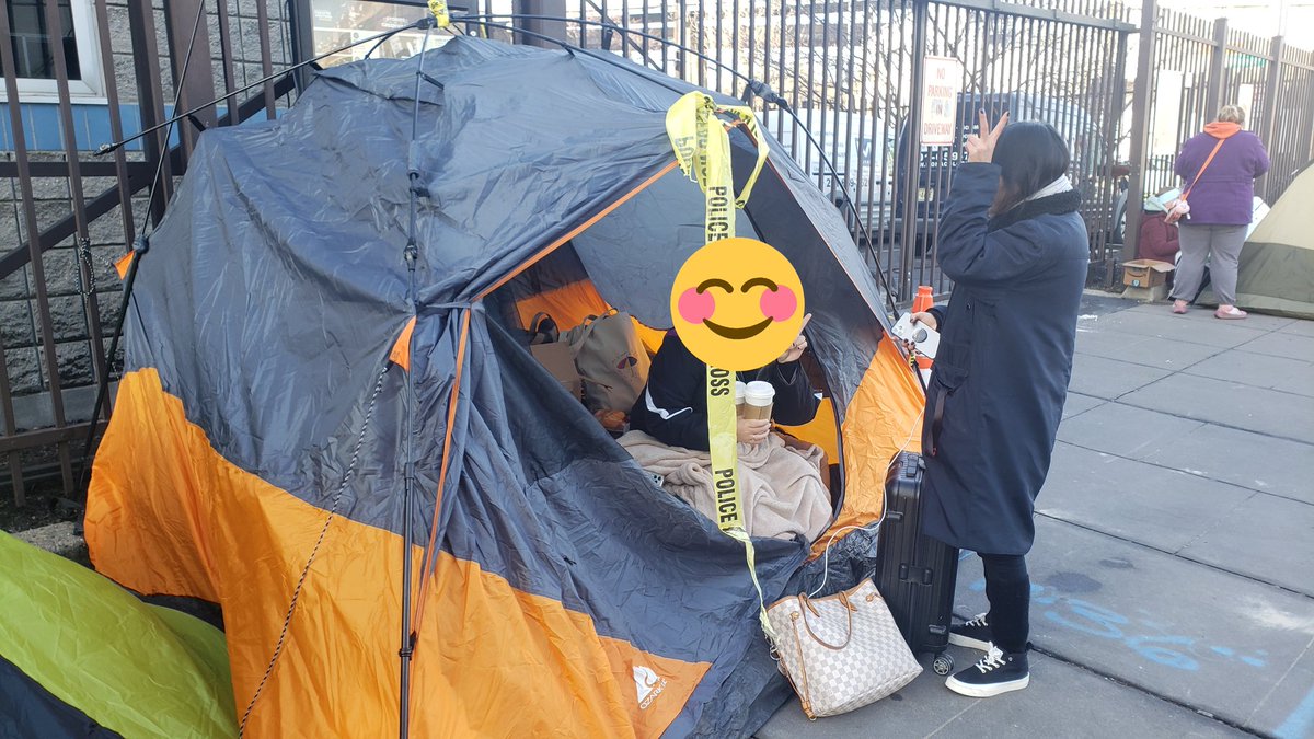 ACEinNJ's tweet photo. If you are looking to pick up a banner/photocards/raffle prizes, we will be out here on the line in this tent!
#ACEinNJ #ACEinNewJersey https://t.co/ciRW4zXj9y