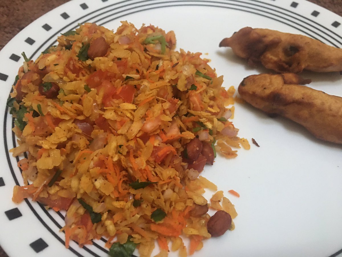  #SundayBrunch Girmit-ish with Chooda/ Chewda and Mirchi Bajji  #plantbased  #vegan