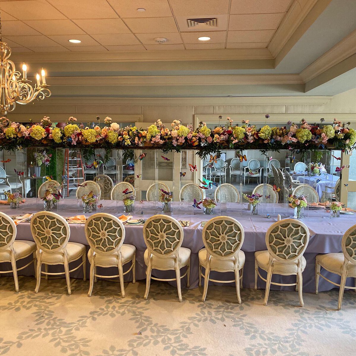 Our design team created a magical array of florals <a href="/okcgcc/">OKCGCC</a> yesterday! #flowersmakepeoplehappy #newleafflorist