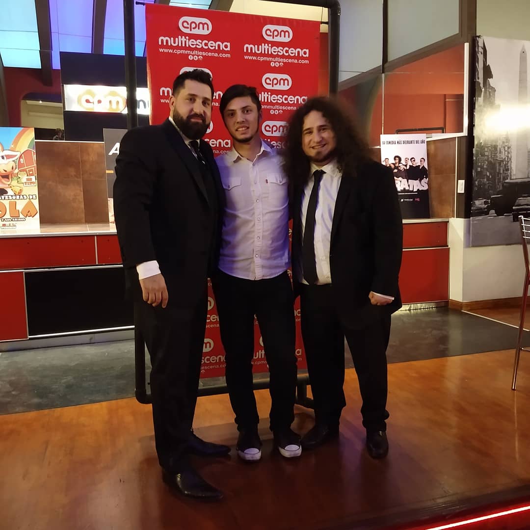 Elfranjapeola's tweet photo. @paradisojm @ViciosinOK @magnusmefisto #clubparadiso
Gran show, me encantaría que se vuelva a repetir.
Todo lo que tengo para decir sobre esa noche está en esas 2 publicaciones.
No me alcanza la cara para sostener la sonrisa! 
https://t.co/PI8DZOBalT
https://t.co/lSI4tiNPuT https://t.co/h44lucyZKG
