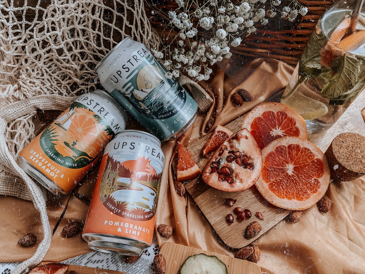 upstreamdrinks's tweet photo. Treat a loved one to the fruity taste of Upstream this #Christmas. The perfect alcohol alternative for the festive season or a post-party refresher ✨ Shop on @AmazonUK now: https://t.co/bZqsW1lAaZ https://t.co/XakQ7fHOVQ