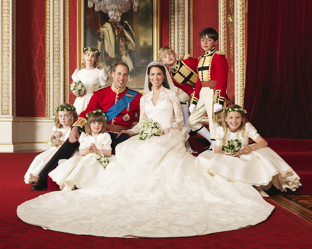 royalkitchenOB's tweet photo. Kate, Duchess of Cambridge All time favorite drink is the “Crack Baby,” a cocktail from the London nightclub Boujis, she used to drink with Prince William back when they were dating. It was served at the Royal Weddings reception in 2011, and will be served on the 3.3.2020 https://t.co/fZsqUiQBYi