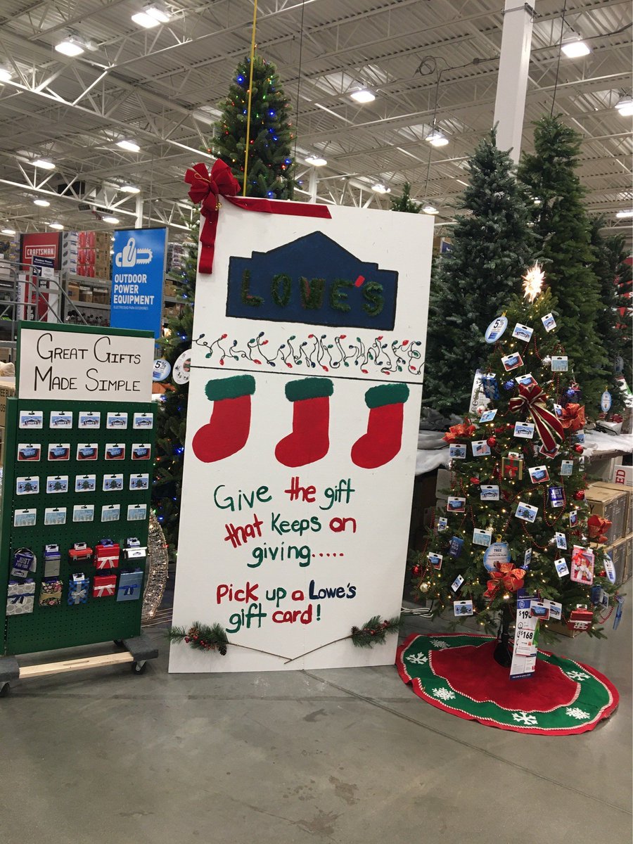 LOWE'S GIANT GIFT CARD DISPLAY at our entrance in 2731 THE PATCH!!! Great ideas are born here my Team you are Brilliant!!!! This is why we COMP 8 DAYS IN A ROW!!!! who will catch us GOING FOR 9 #compingcompetition.
