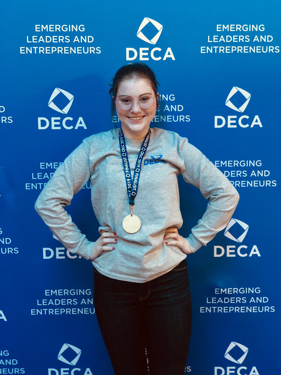 ValleyCityDECA's tweet photo. Lexa Klein crushes CRLC competition 👊🏼 #DECACRLC 🔷 https://t.co/lyFdvqLHcz