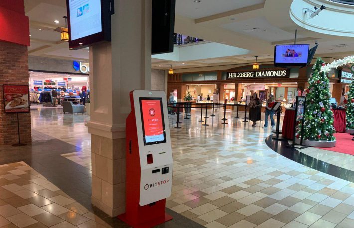 Cryptorobotz's tweet photo. Simon Malls Has 5 New Bitcoin ATMs With Bitstop Partnership

#entrepreneur #coinbase #investment https://t.co/FoaGvjUImU