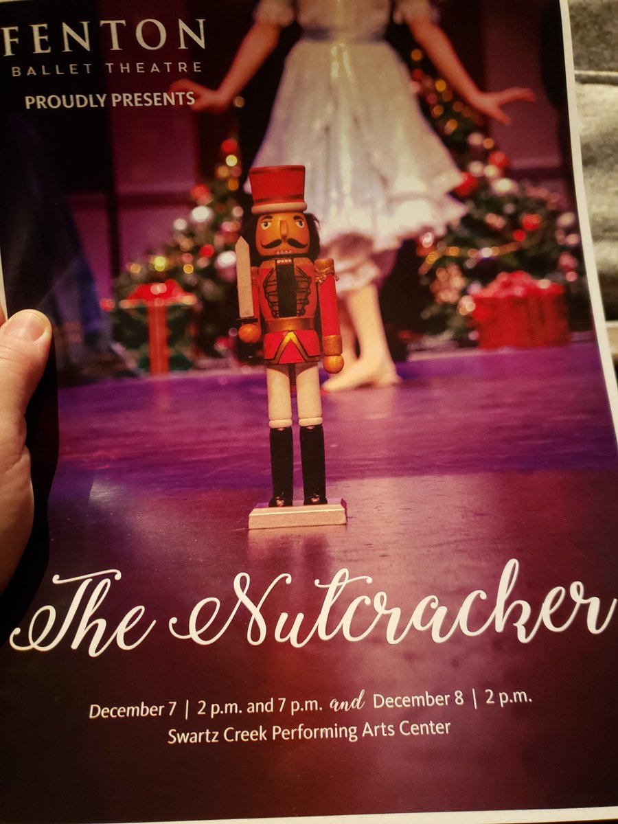 MrsChap48451's tweet photo. So PROUD of one of my English 9 Honors students, demonstrating another of her talents &amp; passions, dancing the lead of Clara in The Nutcracker this weekend. #LFLeads https://t.co/CysOGHrvLY