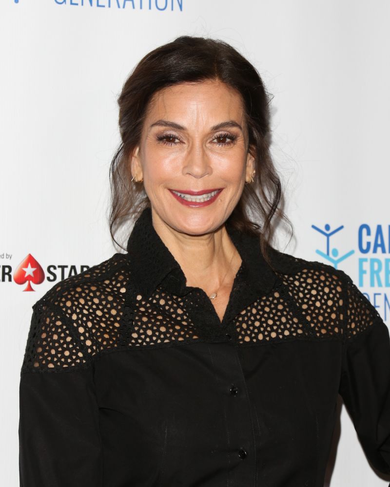 Happy Birthday to Teri Hatcher who turns 55 today! 