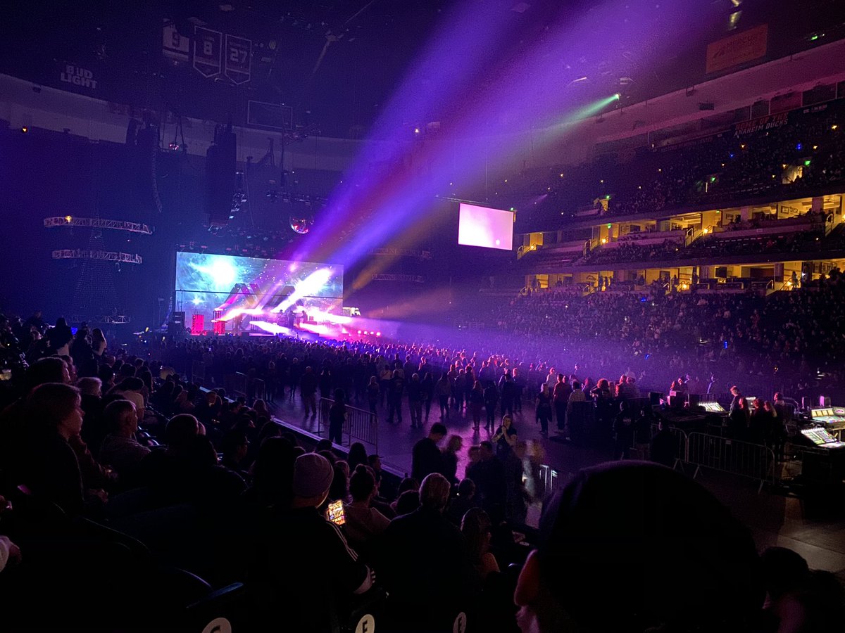 sandhit's tweet image. #kroqxmas #ultrawide #iPhone11ProMax