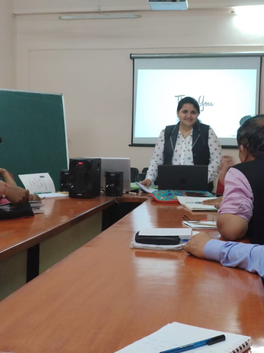 rchanakyapillai's tweet photo. Dr. Shubalaxmi took a lecture on 'Leadership Audit' for our second batch of Masters in Leadership Science (MA-LS) department of Chanakya International Institute of Leadership Studies (CIILS) students on 20th October. @CiilsU
#CIILS #MALS #MumbaiUniversity #LeadershipAudit https://t.co/i2JwJqfZDg