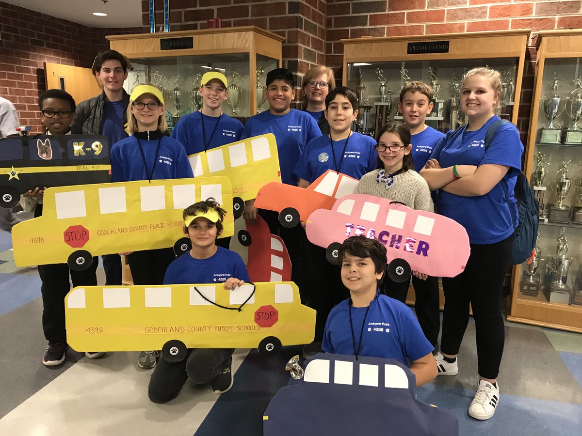 Anne Moore tweet media