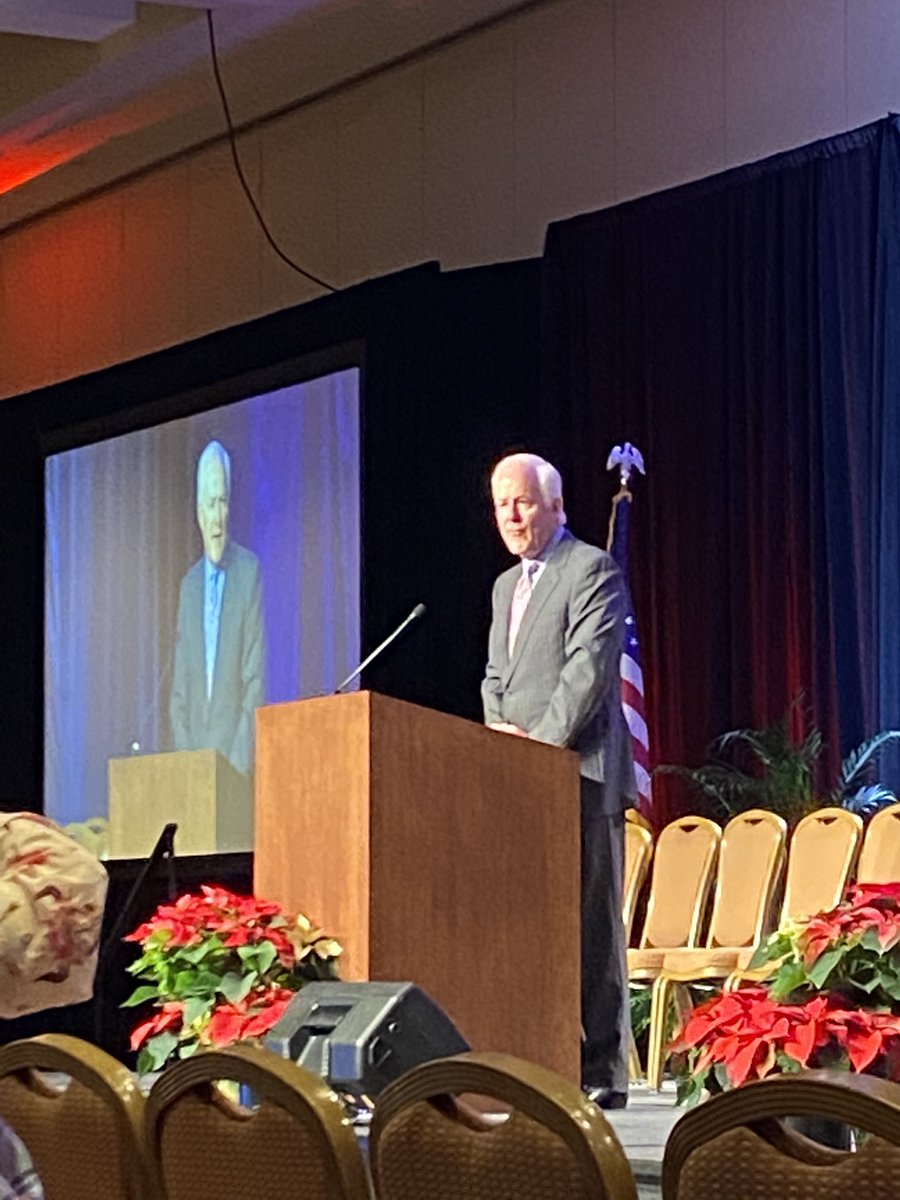 jeffhyde's tweet photo. Great insights from @JohnCornyn on issues affecting #agriculture in #Texas, including immigration reform, trade policies, energy and tax policy, etc. #txfbmeets https://t.co/1smOq0L83b