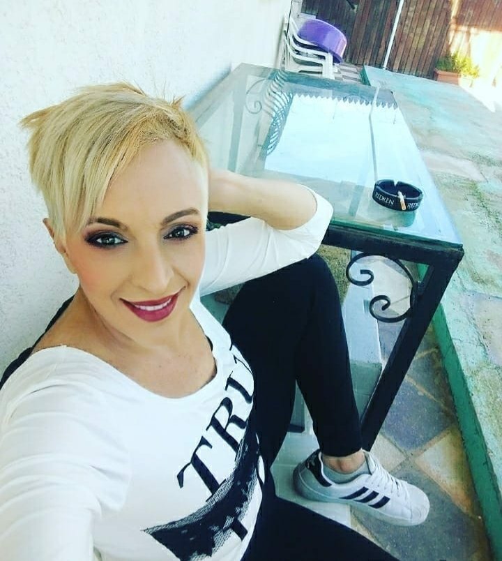 SofiaVlas's tweet photo. Ολεϊ Ολεϊ, Ολεϊ Ολεϊ, και η καρδούλα μου στο λεει

Ολεϊ Ολεϊ, Ολεϊ Ολεϊ, κρυφά για σένανε πως κλαίει... https://t.co/BacxHMigjj