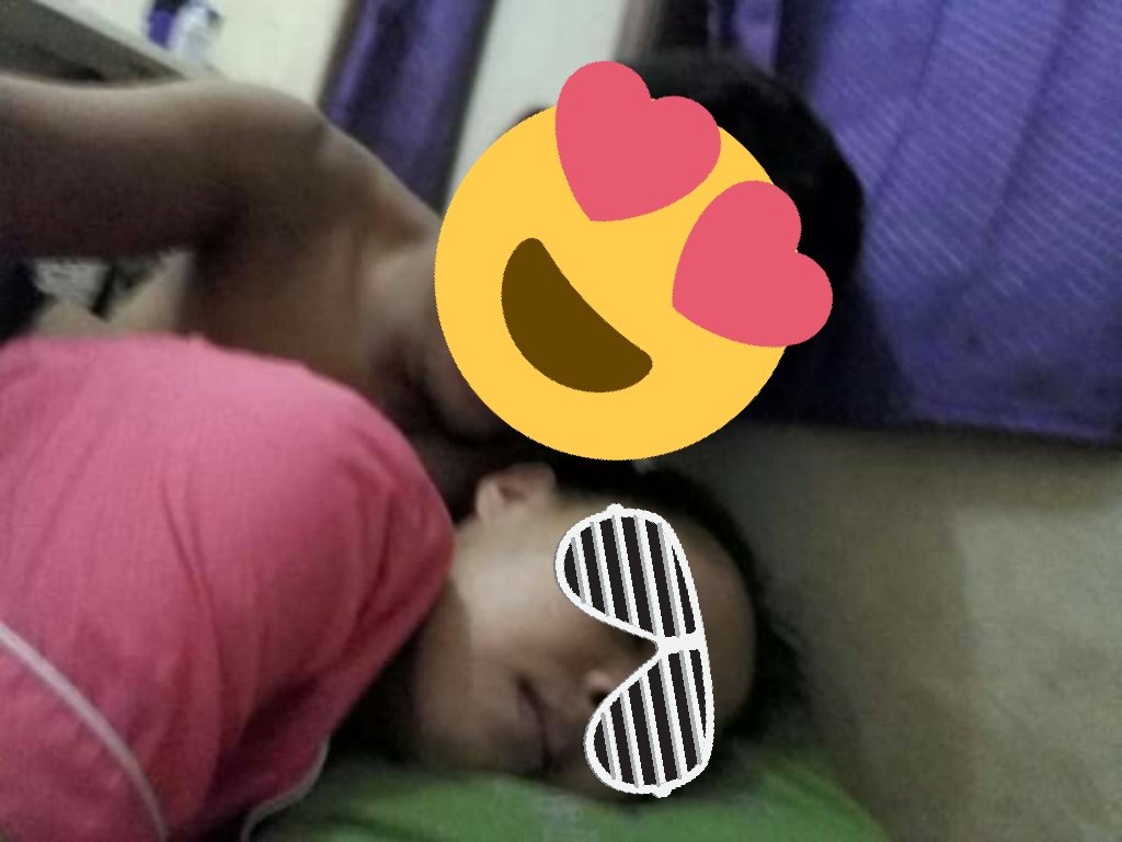 Listy84877985's tweet photo. Yah. . .baru 5 menit di jepit sudah terkapar tuh kontol suami https://t.co/v8aon3PwRJ