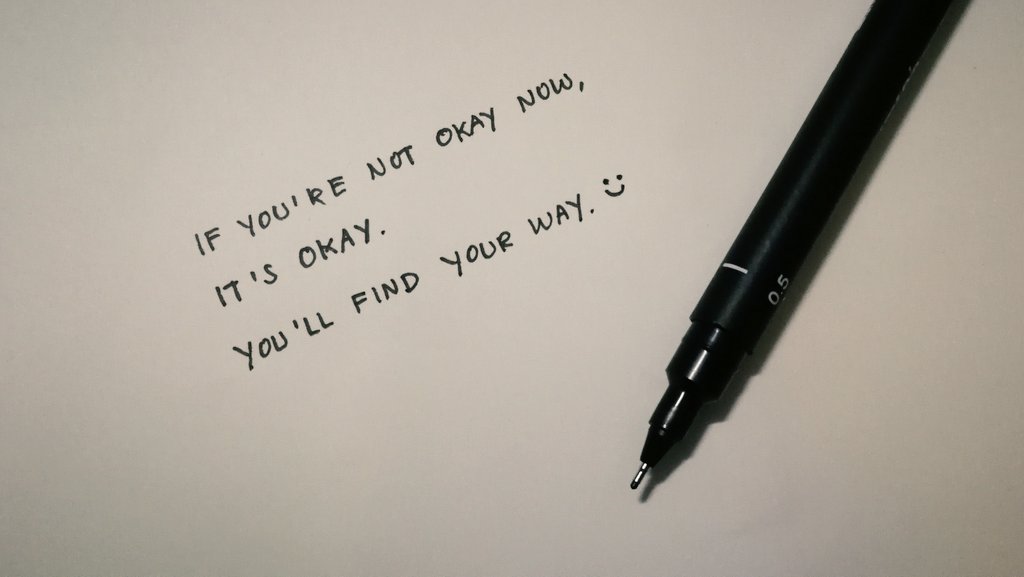 SayCoolEnglish's tweet image. ⠀
ถึงตอนนี้จะรู้สึกไม่โอเค
ก็ไม่เป็นไรหรอก
เพราะมันมีทางออกเสมอแหละ 
เดี๋ยวก็เจอ 🌻

–  ให้เวลาตัวเองหน่อยนะ ✌️