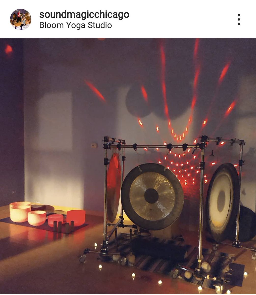 This was a great end to my birthday last night. #soundbath #crystalbowls #gongs #meditation
#tinylittledreams #vibrations #chicago #soundmagic