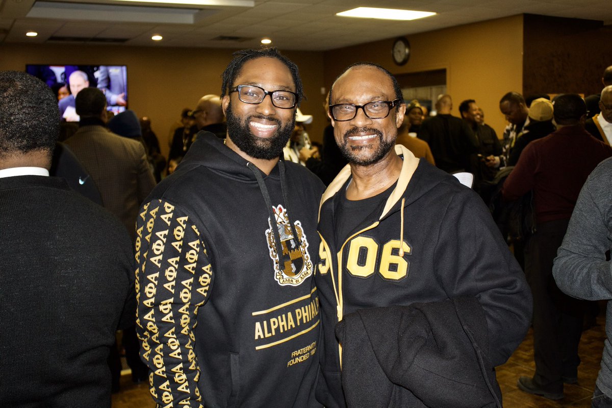 ChicagoAlphas's tweet photo. On Wednesday, December 4, 2019, Xi Lambda Chapter hosted our Founder’s Day Toast. It was a great time celebrating with Brothers for our 113th Founder’s Day! #Alpha113 #ManlyDeeds #Scholarship
#LoveForAllMankind #ChicagoAlphas #7XL #NowLetsGoToWork https://t.co/JuK4sT0WH9