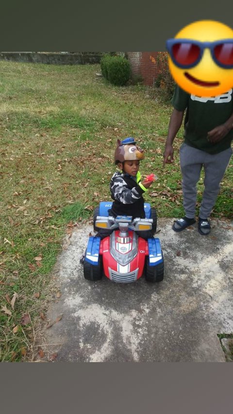 YungLoc9's tweet photo. When You Son Birthday Dec 2nd N He Think He Get Shit Everyday N Christmas Coming 💪🏿💯

#MoreCominSoon https://t.co/ASnhtHoEoY
