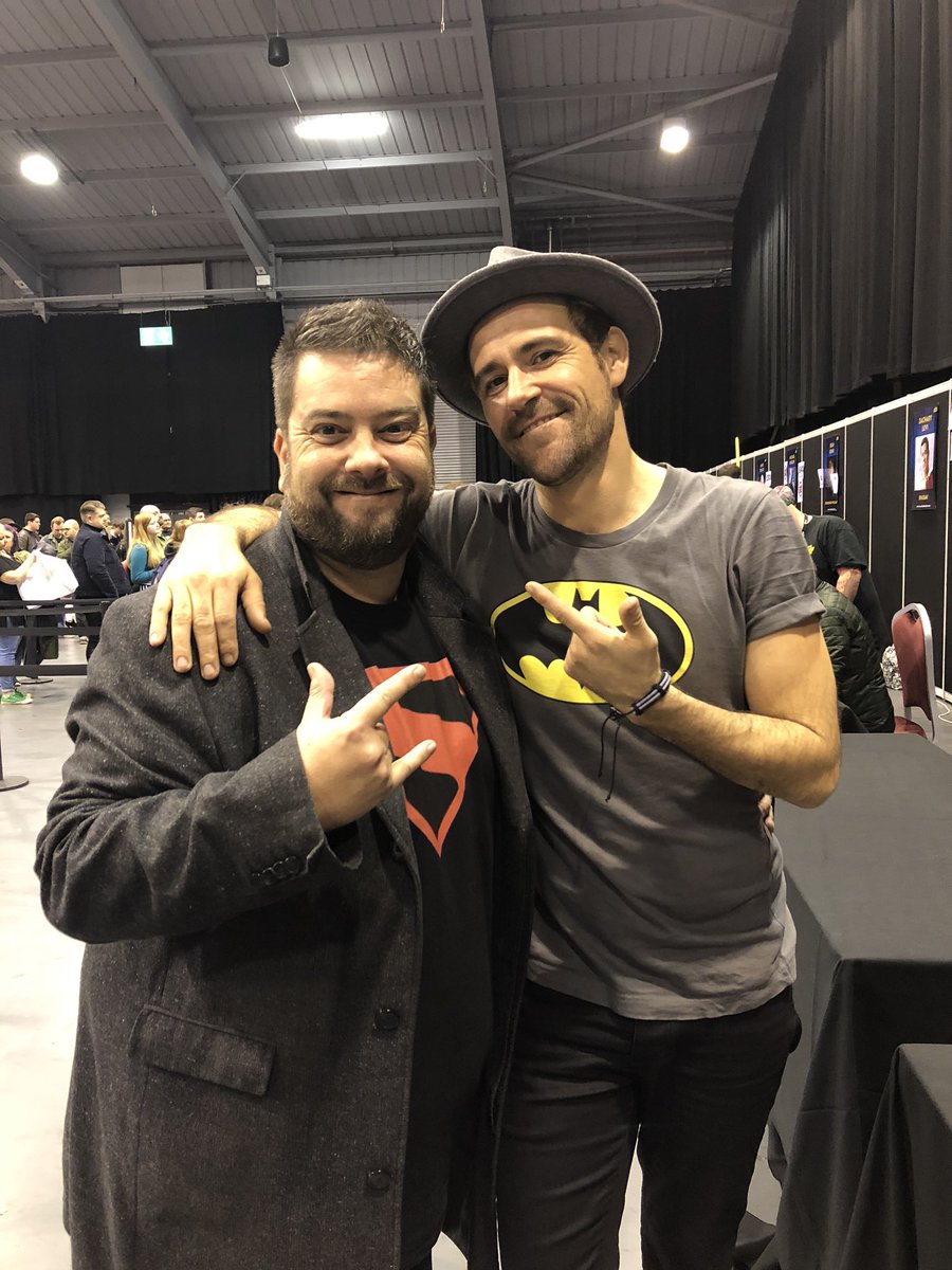 RossLane's tweet photo. @mattryanreal You are a legend sir !!! #welsh #constantine #welshcomiccon https://t.co/oz4sHYZDMX