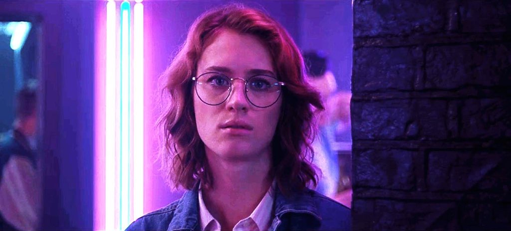 sleptonpod's tweet photo. Love Wonder Woman doing a San Junipero crossover https://t.co/s0ZpTHwAON