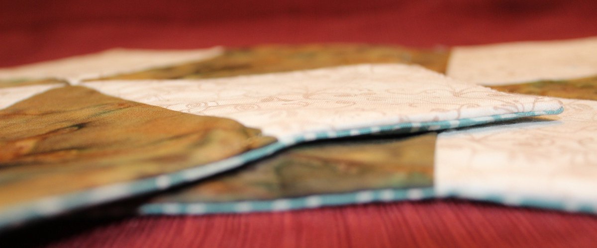 quilts_more's tweet photo. Star Centerpiece, Neutral, Batik Cotton Fabric Star Focal Point, Handcrafted Table Decor, Home Decor Accessory, Brown Beige Blue Green, Blue https://t.co/fRP3CID1pl #Etsy #ImagineQuiltsAndMore #NeutralStar https://t.co/m0LYTNvr3y