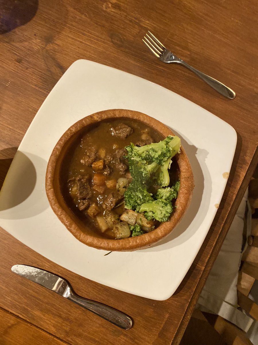 marketerwrites's tweet image. Plate on a plate @WeWantPlates 🤣