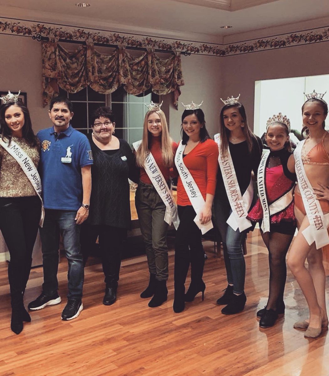 I had a great time Wednesday night performing for the residents of ManorCare Vorhees! Thank you so much to Miss South Jersey for inviting me! #maoteennj #mnjoteen