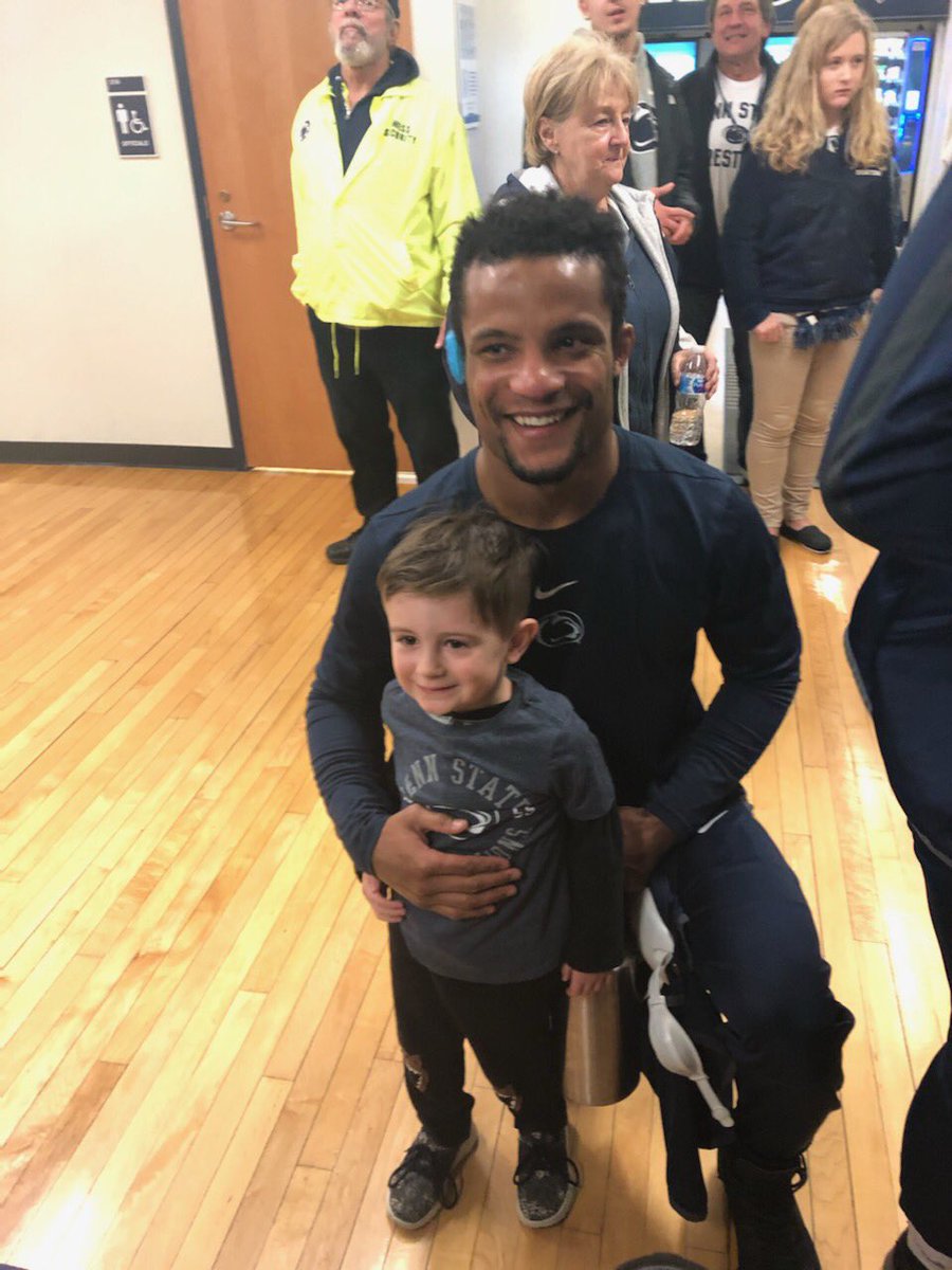 assetsille's tweet photo. Most 3 year olds say Christmas is their favorite season. Mine says wrestling season is his favorite, especially when he gets to root on his “buddies!” Great job today and thank you guys for always taking time for your fans. @pennstateWREST @RomanBravoYoung @CenzoJoseph @NoBickal https://t.co/2wz0JdbaXE