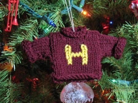 HPotterUniverse's tweet photo. #HarryPotter ornaments! https://t.co/Y29yZbnTl1