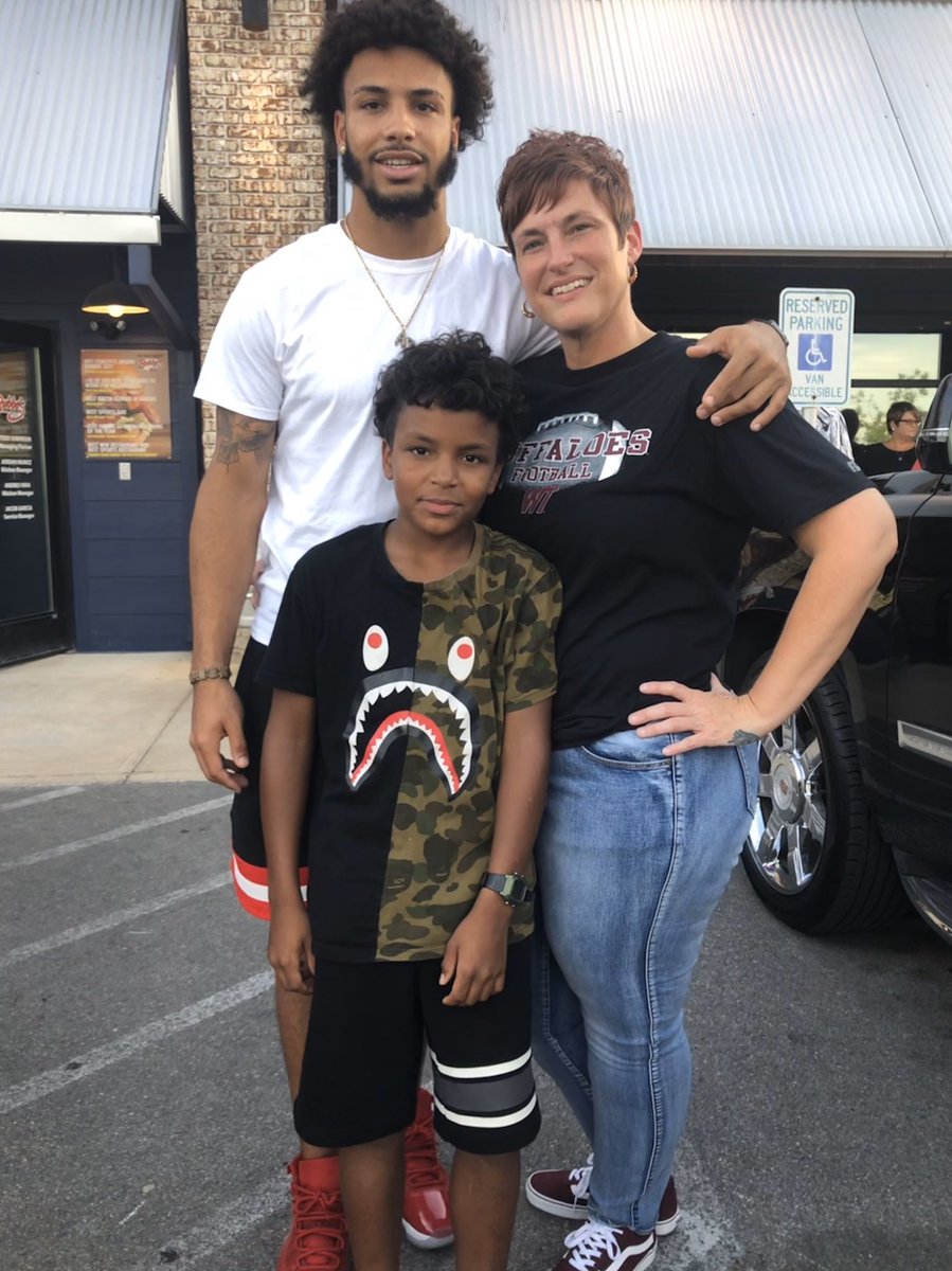 Tiffanne(Aydin'sMom) tweet media