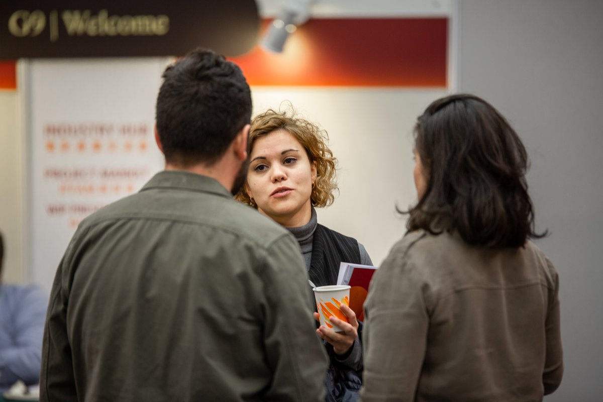 iffamacao's tweet photo. #IFFAM #ProjectMarket takes up the responsibility to nurture the young talents! Today’s #ProjectMeetings are expected to provide a chance for them to meet the industry guests by presenting details of the proposed film following with the instant project analysis! #IFFAM2019 #Macao https://t.co/7BcS6x1CdJ