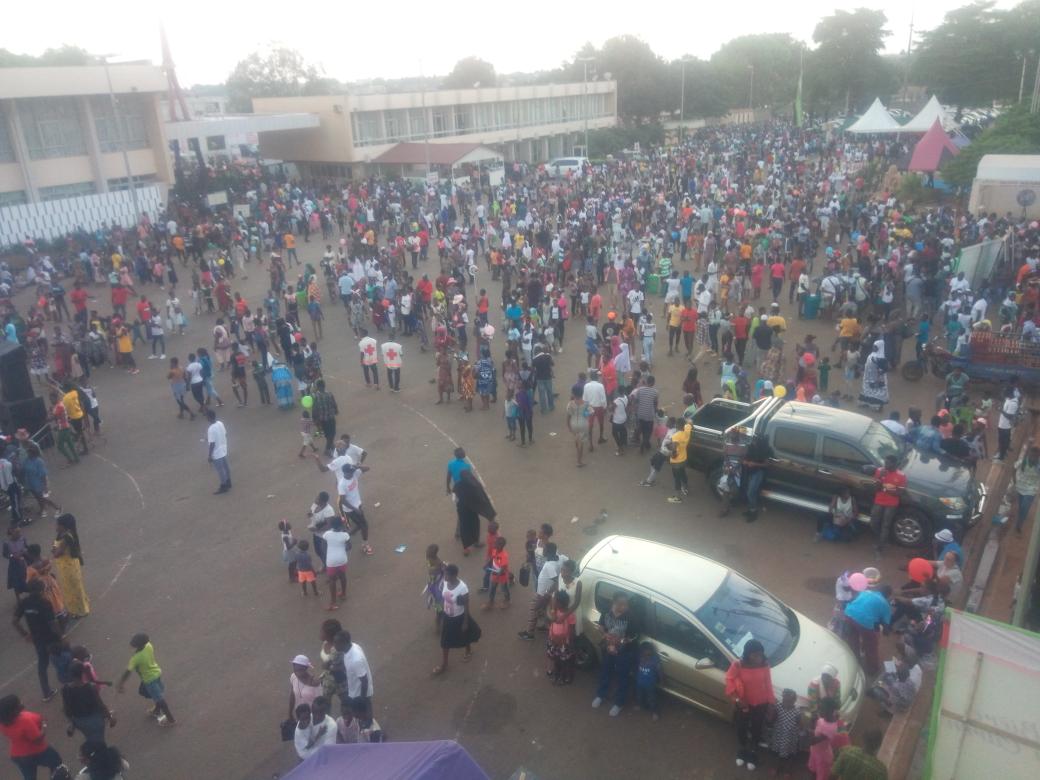 Que de la bonne ambiance ce soir sur l'esplanade du <a href="/ceteflome/">CETEF-LOME</a>.. 
#tgfil16 
@cetef