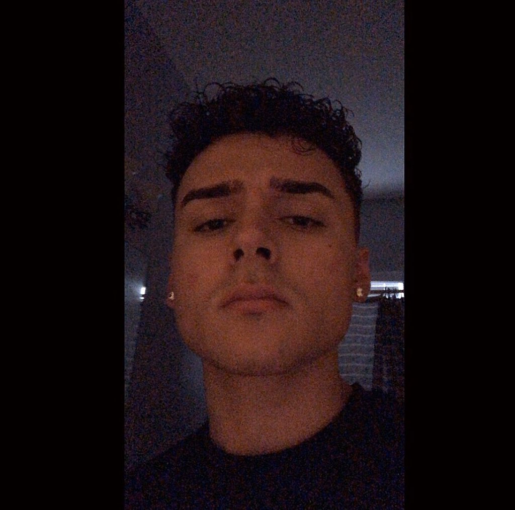 VelocityBTW's tweet photo. curls the wave rn🤞🏼 https://t.co/2jUXwEZleg