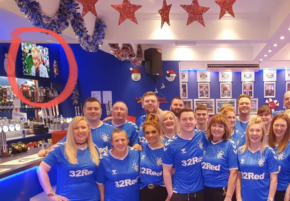 weeshooey's tweet photo. I’d say the official photo released by the #LoudenTavern today may have been jinxed 😂😂

#CelticFC
#RangersFC
#BetfredCupFinal https://t.co/ZUe0qp5OIJ