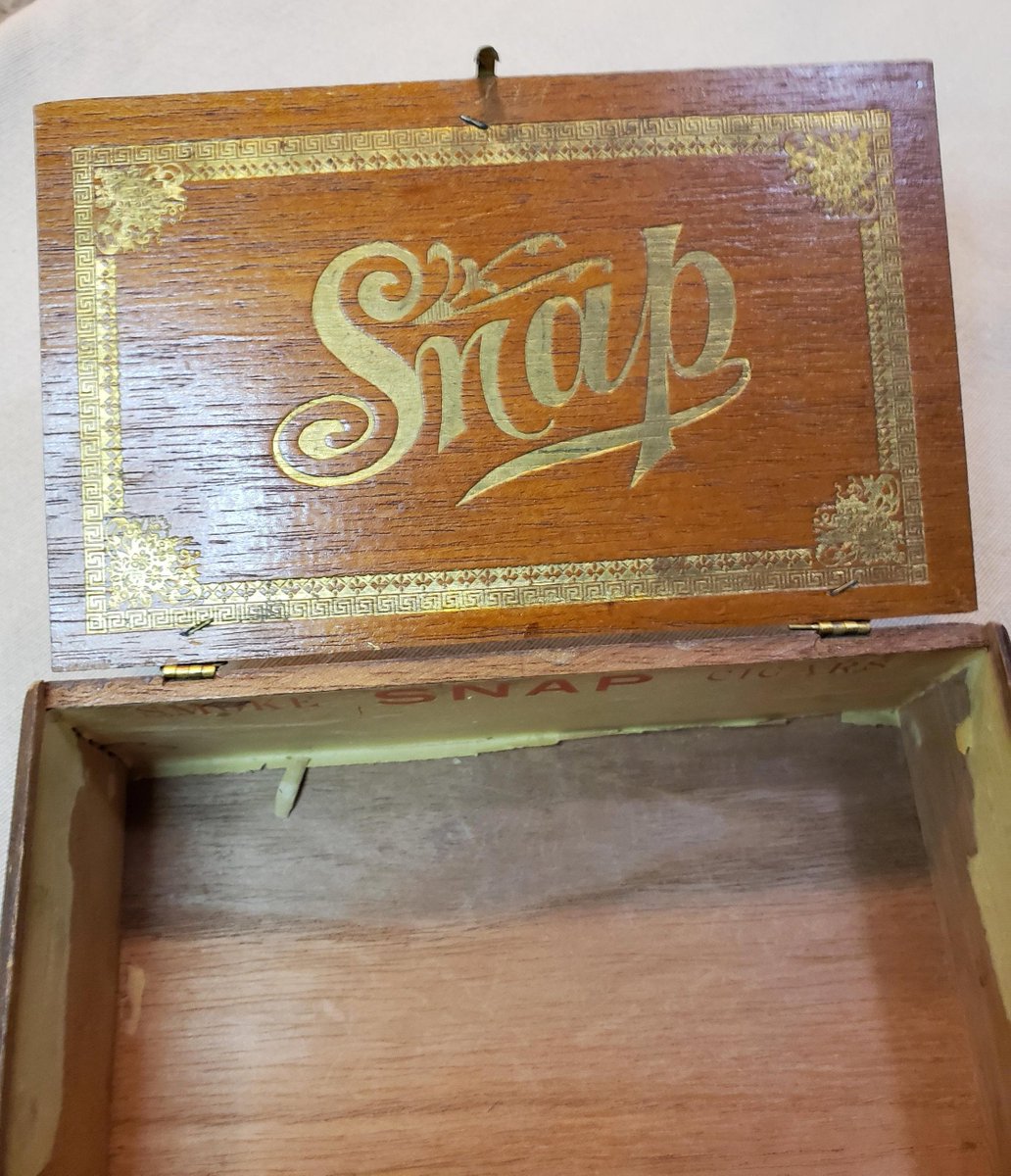 atticesoterica's tweet image. Vintage Snap Cigar Wood Box Decorative Container Tobacciana Metal Closure Patina Sturdy Wooden Holder Brown Engraved Gold Border etsy.me/2ND4crz #AtticEsoterica #Etsy #VintageWoodBox